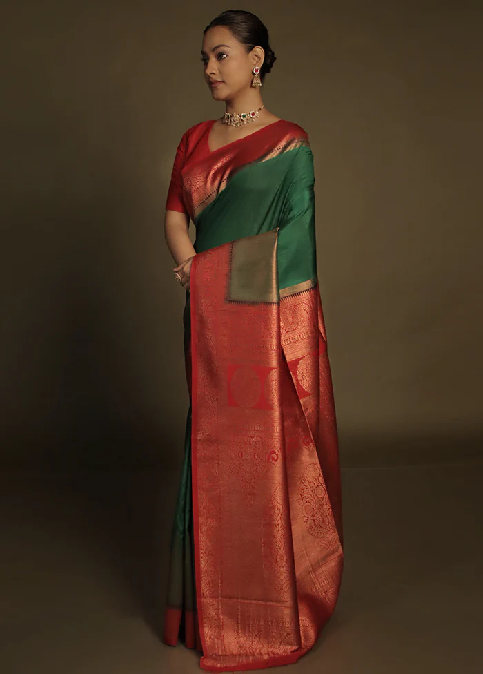 Green Dupion Silk Saree With Blouse Piece - Image 4