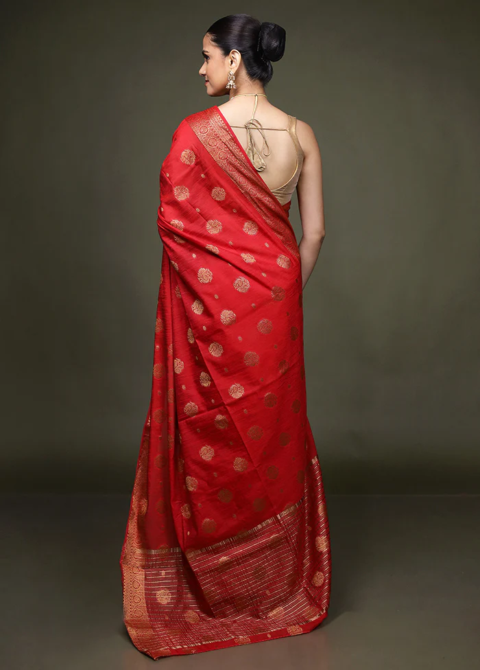 Red Dupion Silk Saree With Blouse Piece - Image 3