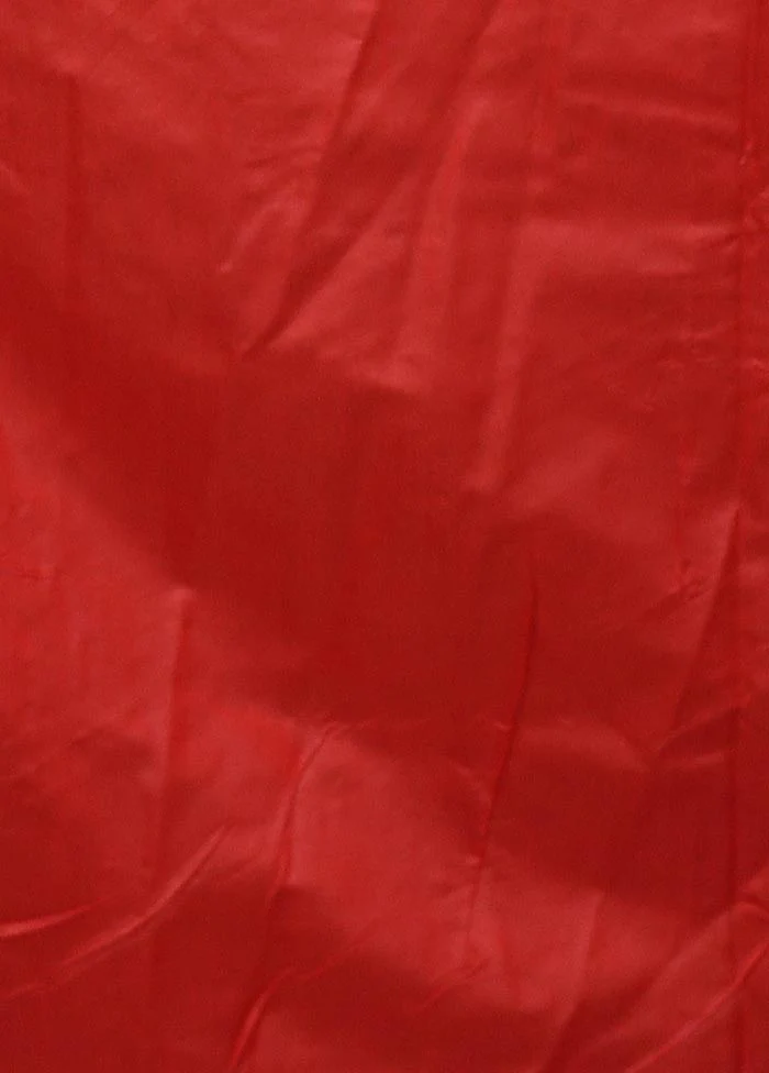 Red Dupion Silk Saree With Blouse Piece - Image 5