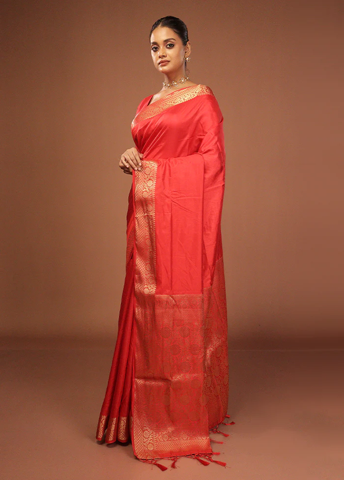 Red Dupion Silk Saree With Blouse Piece - Image 4