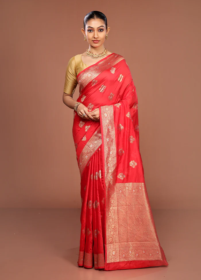 Red Dupion Silk Saree With Blouse Piece - Image 2