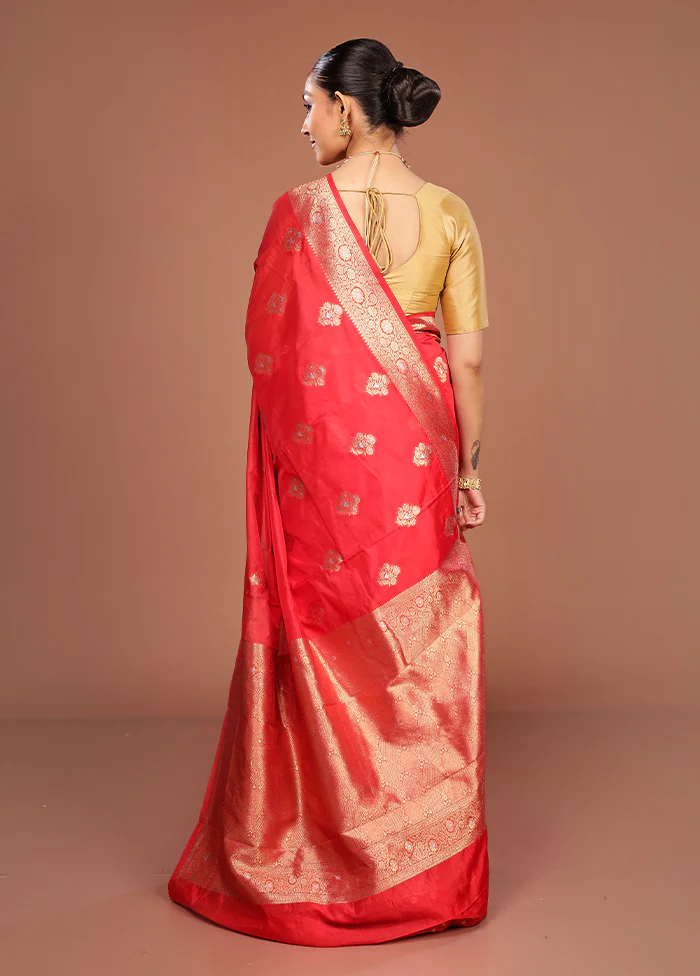 Red Dupion Silk Saree With Blouse Piece - Image 3
