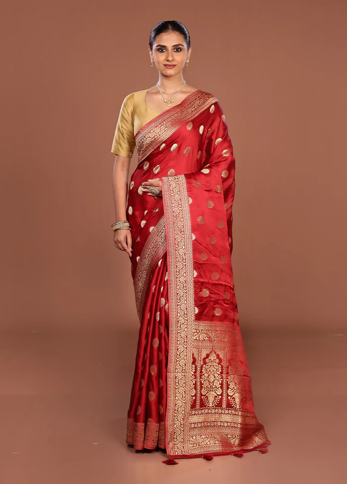 Red Dupion Silk Saree With Blouse Piece - Image 2