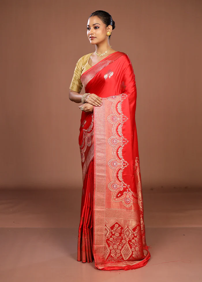 Red Dupion Silk Saree With Blouse Piece - Image 4