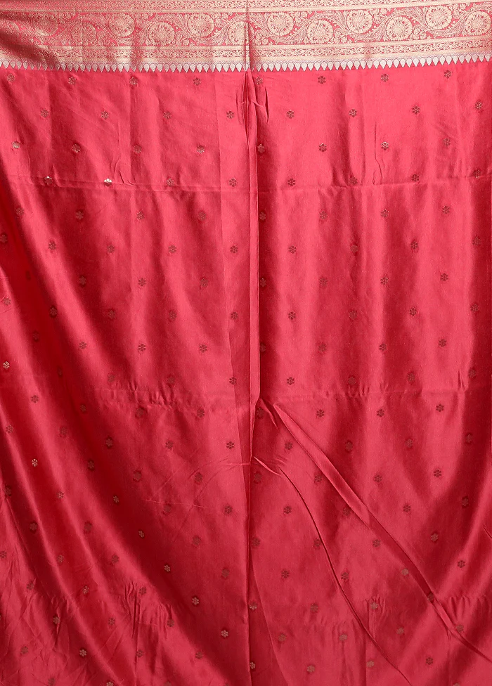 Red Dupion Silk Saree With Blouse Piece - Image 5