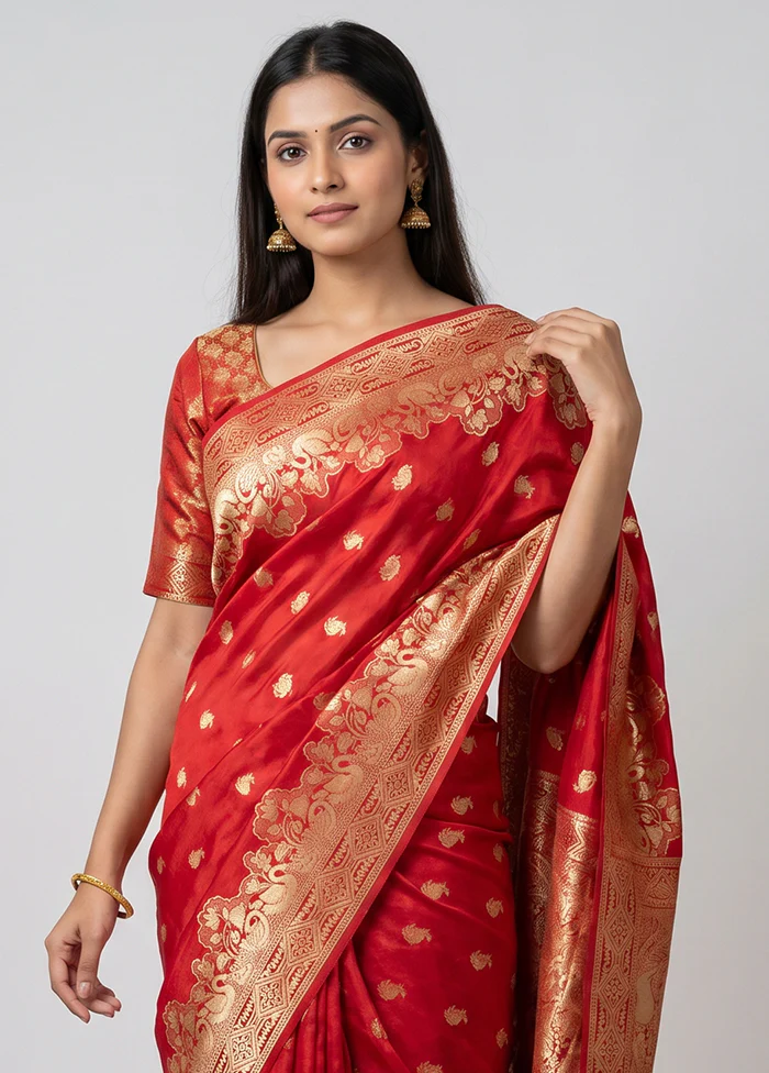 Red Dupion Silk Saree With Blouse Piece - Image 2