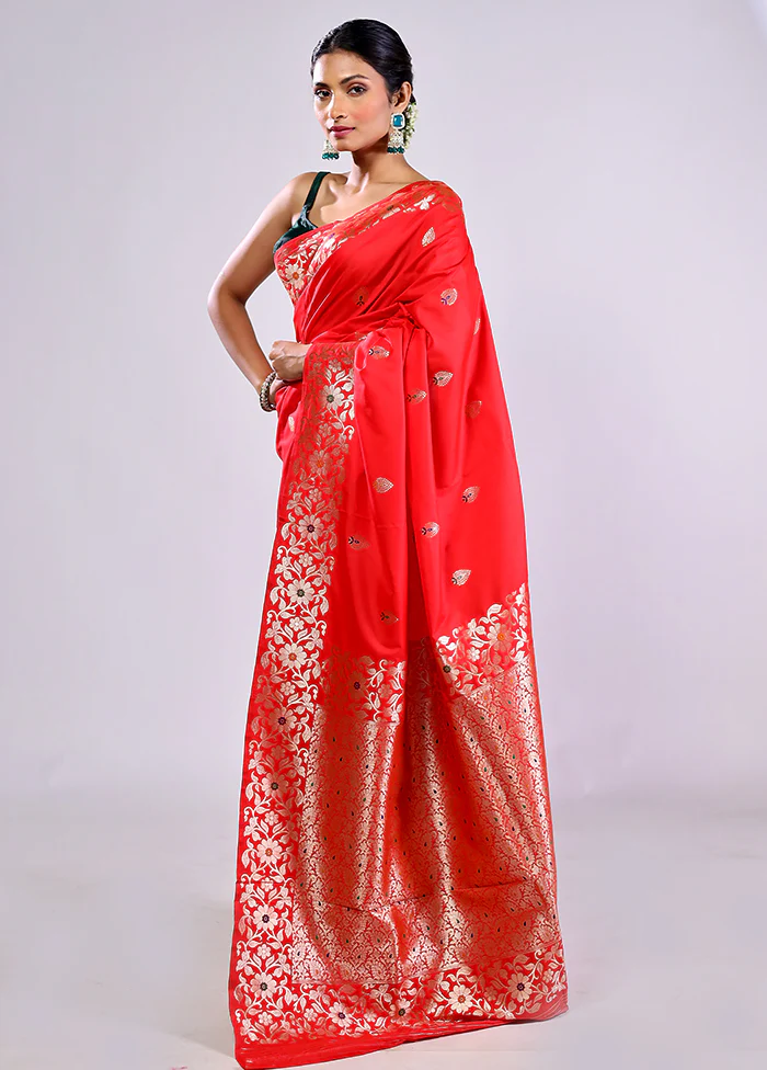 Red Dupion Silk Saree With Blouse Piece - Image 4
