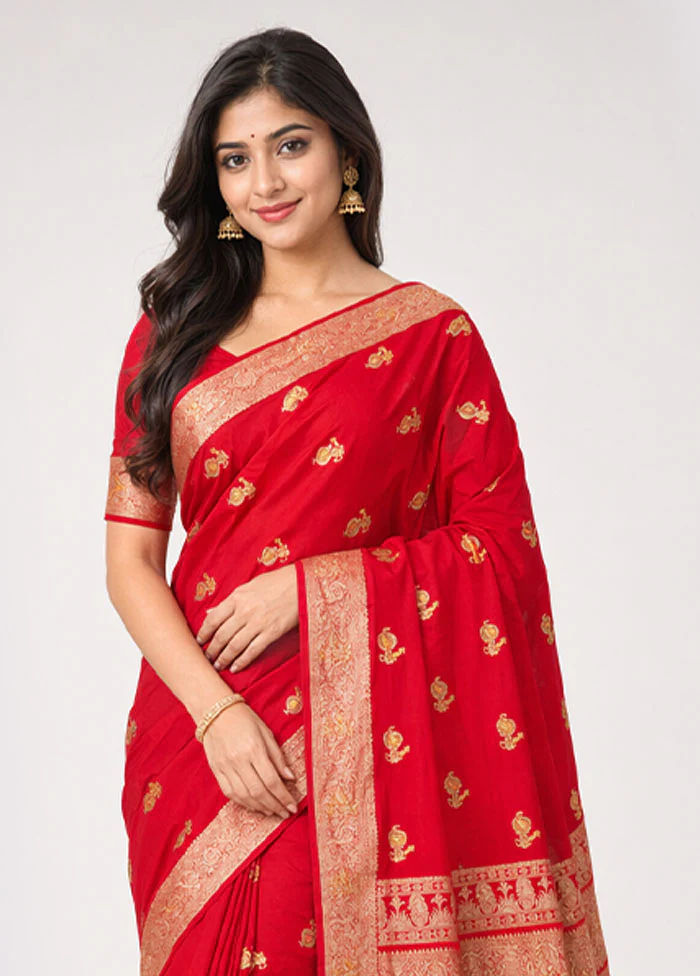 Red Dupion Silk Saree With Blouse Piece - Image 2