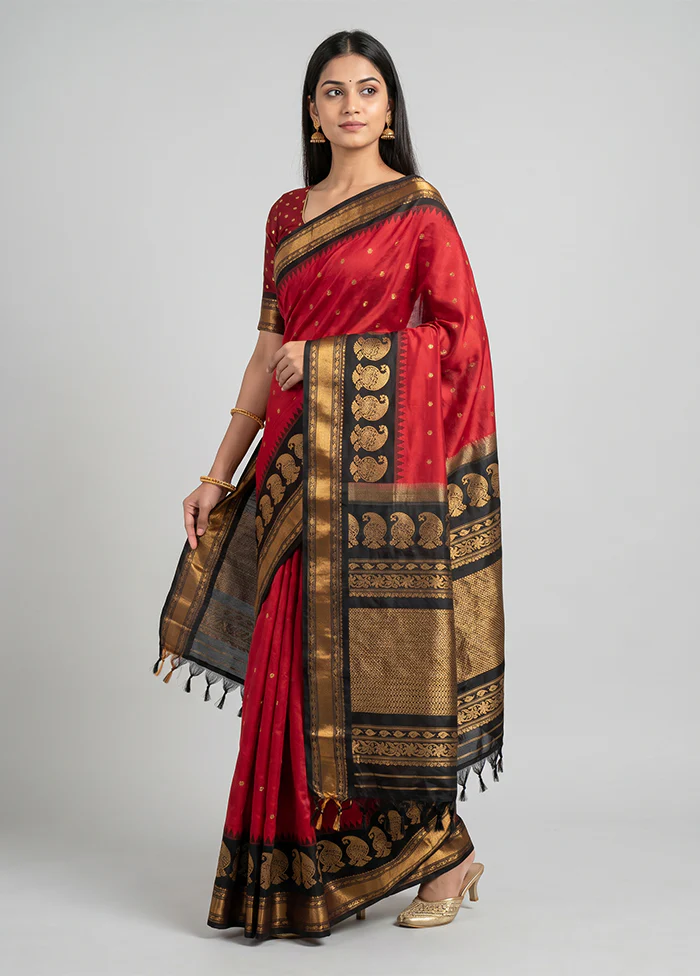 Red Gadwal Pure Silk Saree Without Blouse Piece