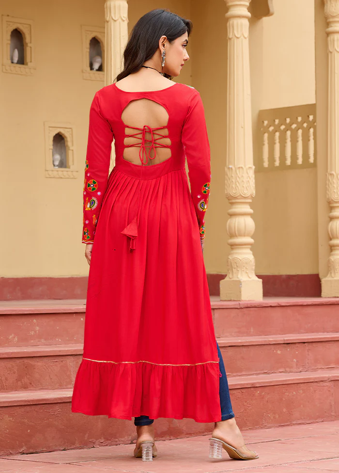 Red Gamthi Work Silk Kurti - Image 2