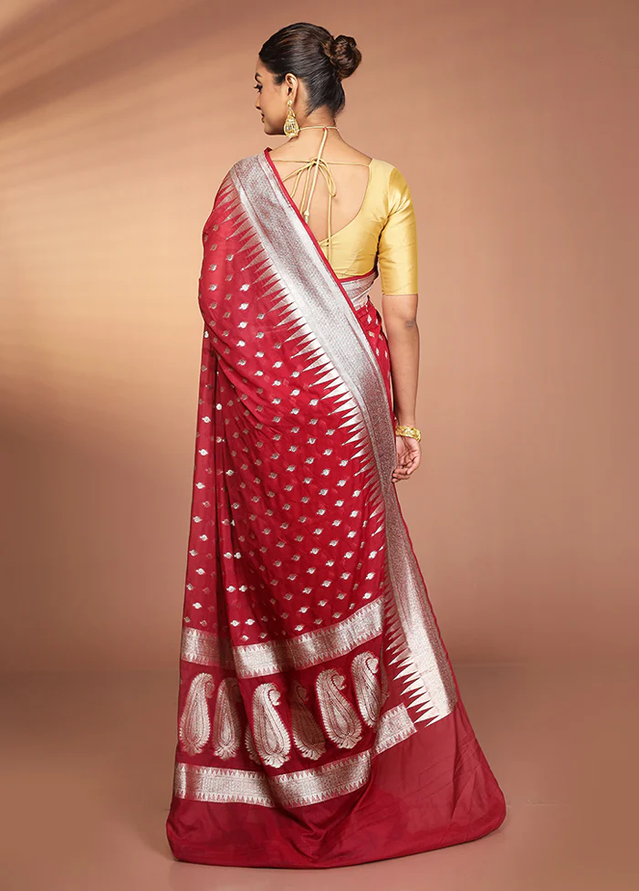Red Georgette Saree With Blouse Piece - Image 3