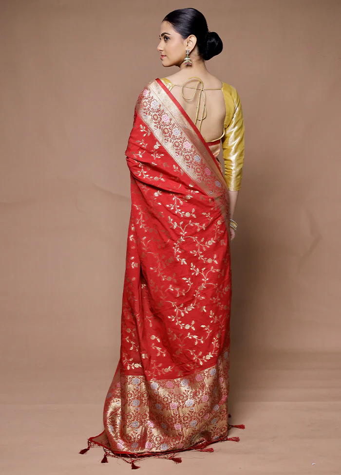 Red Georgette Saree With Blouse Piece - Image 3