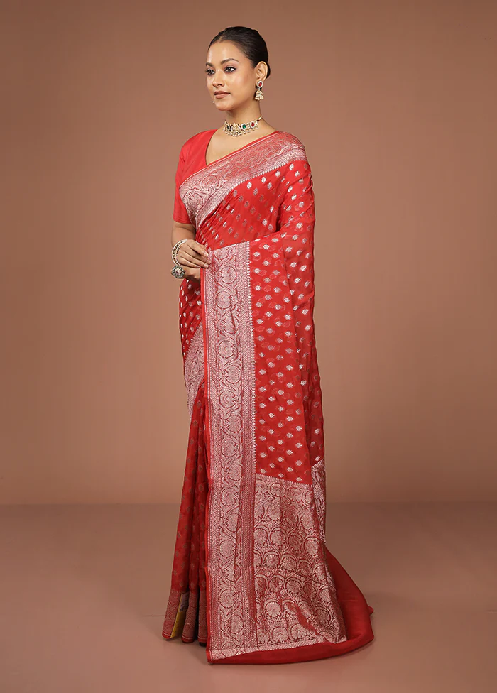 Red Georgette Saree With Blouse Piece - Image 4