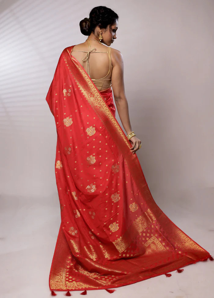 Red Georgette Saree With Blouse Piece - Image 3