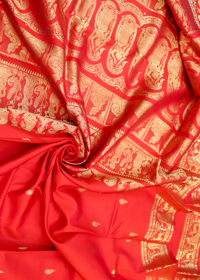 Red Handloom Baluchari Pure Silk Saree With Blouse Piece - Image 2