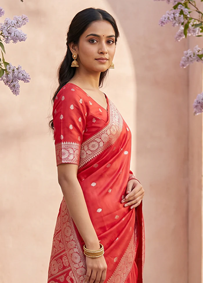 Red Handloom Baluchari Pure Silk Saree With Blouse Piece - Image 2