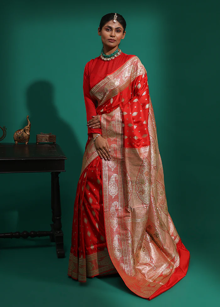 Red Handloom Banarasi Pure Silk Saree With Blouse Piece - Image 4