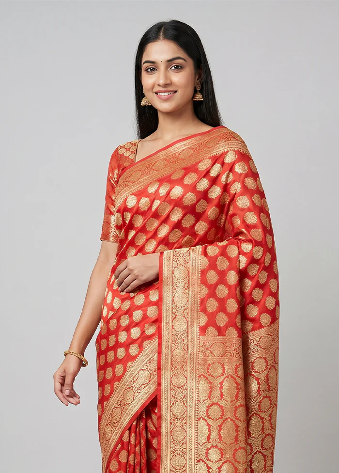 Red Handloom Banarasi Pure Silk Saree With Blouse Piece - Image 2