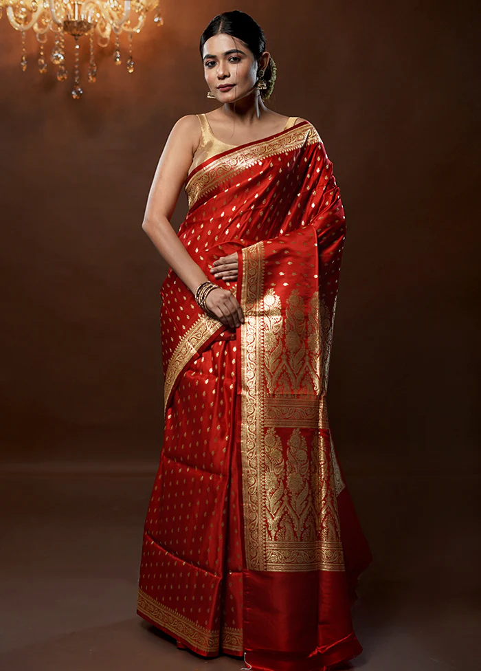 Red Handloom Banarasi Pure Silk Saree With Blouse Piece - Image 2