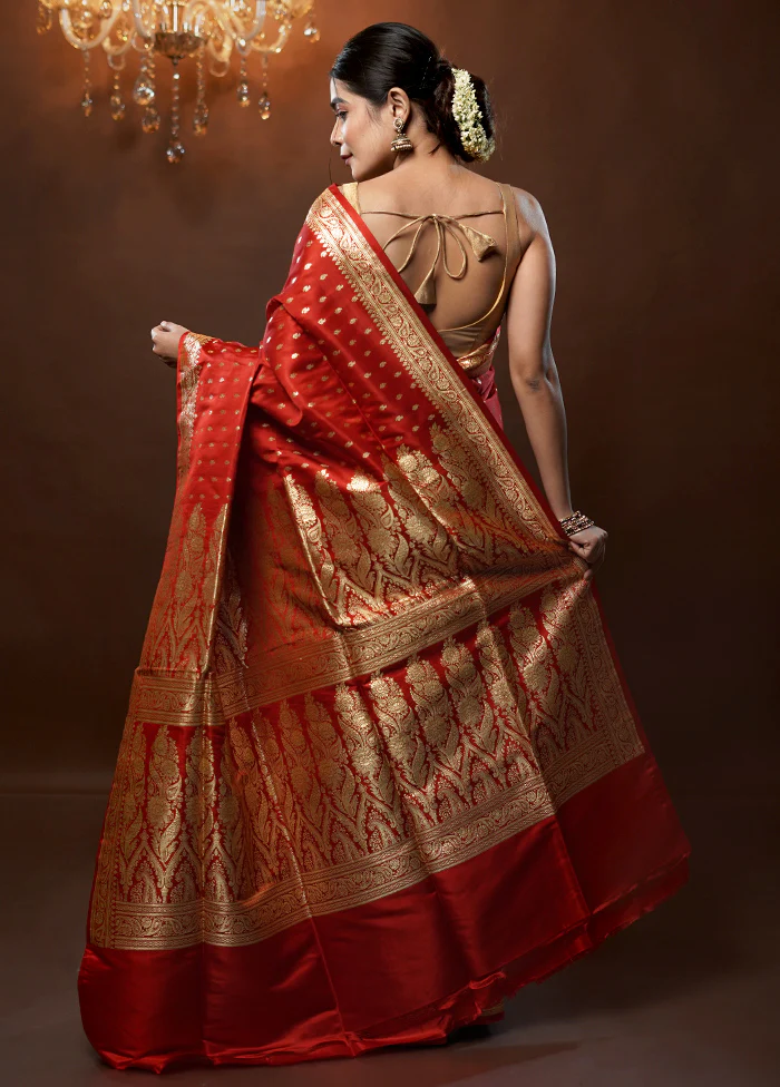 Red Handloom Banarasi Pure Silk Saree With Blouse Piece - Image 3