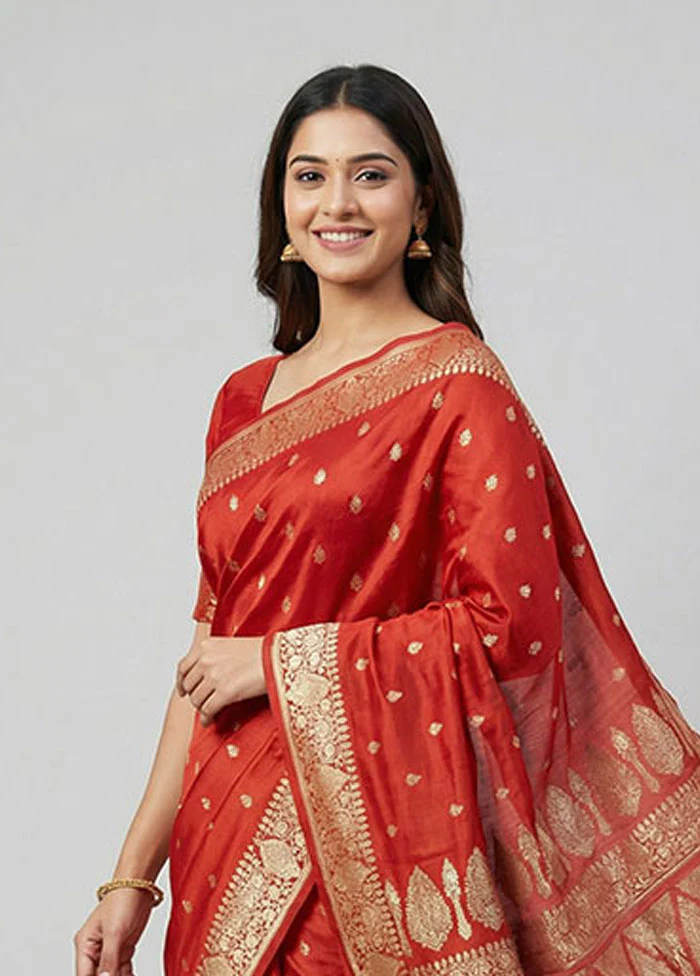 Red Handloom Banarasi Pure Silk Saree With Blouse Piece - Image 2