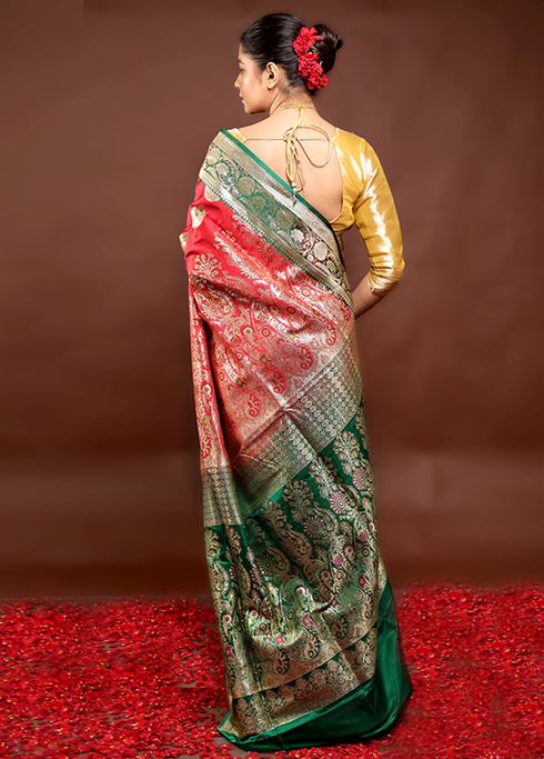 Red Handloom Banarasi Pure Silk Saree With Blouse Piece - Image 4