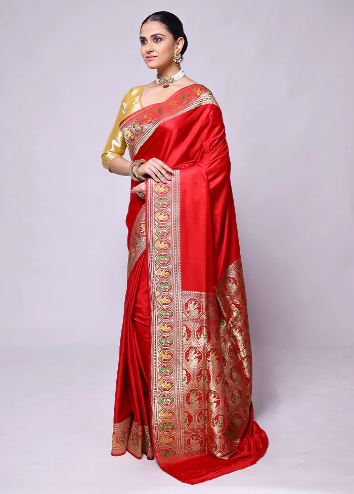 Red Handloom Banarasi Pure Silk Saree With Blouse Piece - Image 4