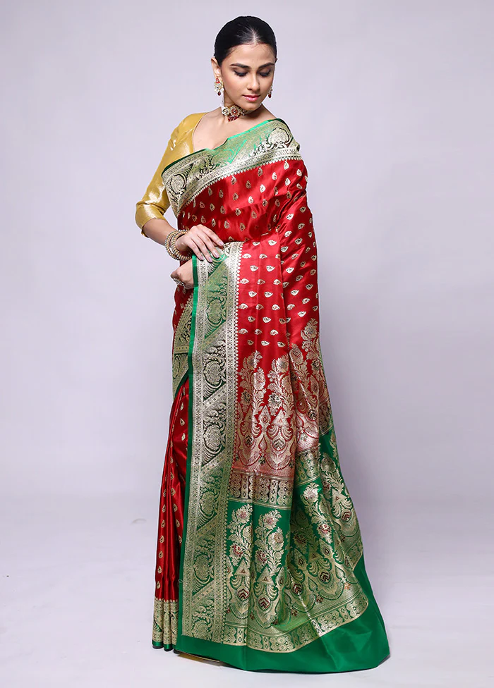Red Handloom Banarasi Pure Silk Saree With Blouse Piece - Image 4