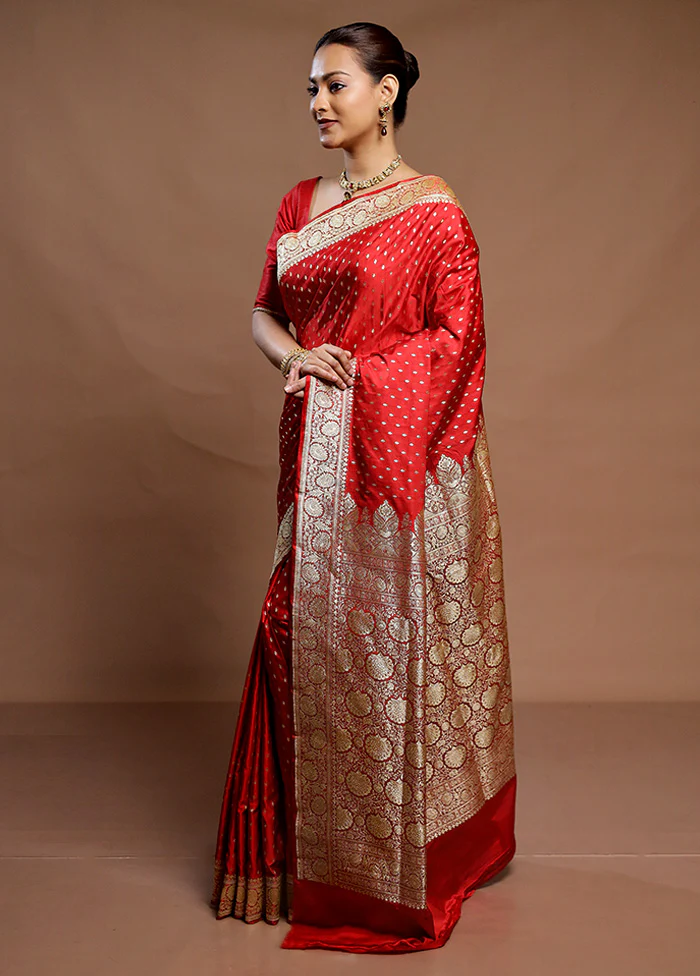 Red Handloom Banarasi Pure Silk Saree With Blouse Piece - Image 4