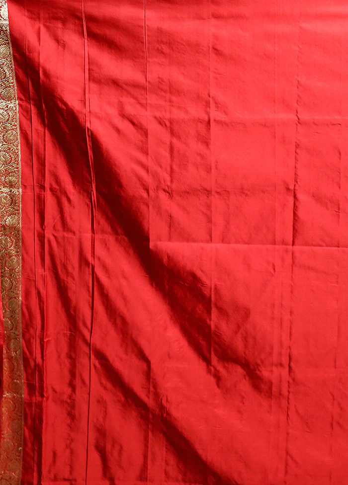 Red Handloom Banarasi Pure Silk Saree With Blouse Piece - Image 5