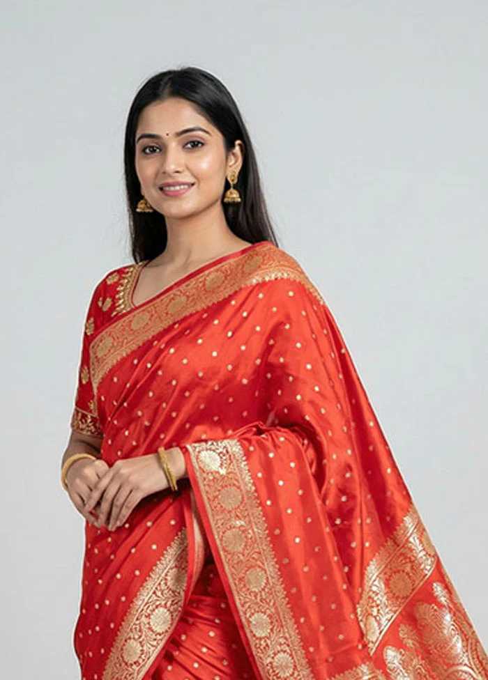 Red Handloom Banarasi Pure Silk Saree With Blouse Piece - Image 2