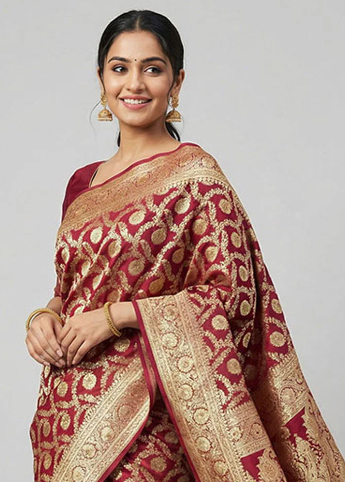 Red Handloom Banarasi Pure Silk Saree With Blouse Piece - Image 2