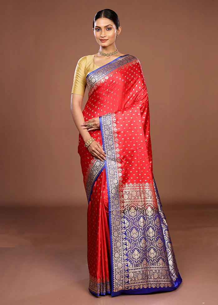 Red Handloom Banarasi Silk Saree With Blouse Piece - Image 2