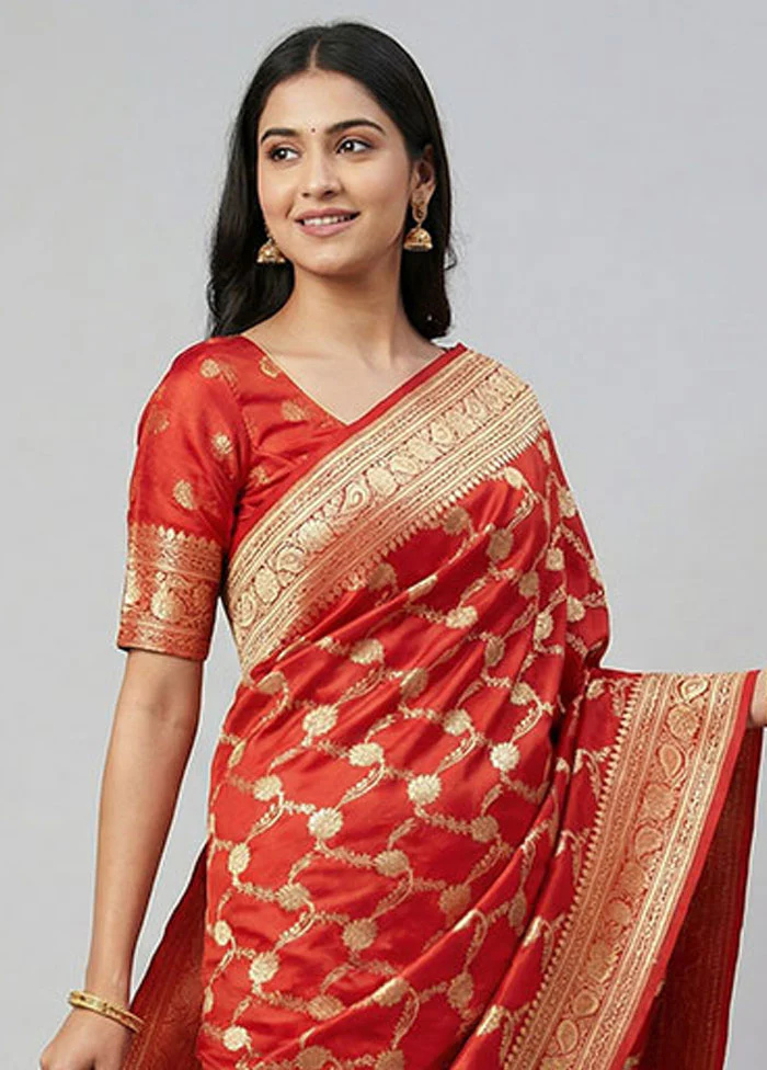 Red Handloom Banarasi Pure Silk Saree With Blouse Piece - Image 2