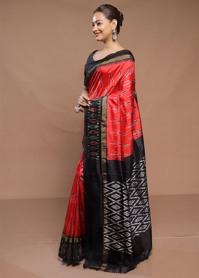 Red Handloom Ikkat Pure Silk Saree With Blouse Piece - Image 4