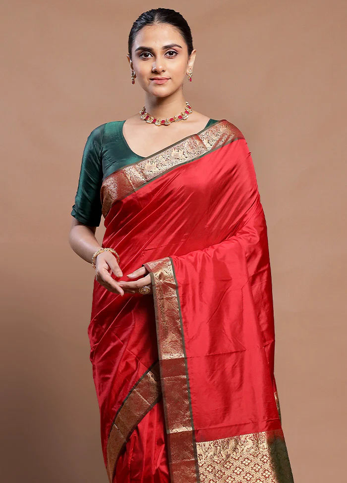 Red Handloom Kanjivaram Pure Silk Saree With Blouse Piece - Image 2