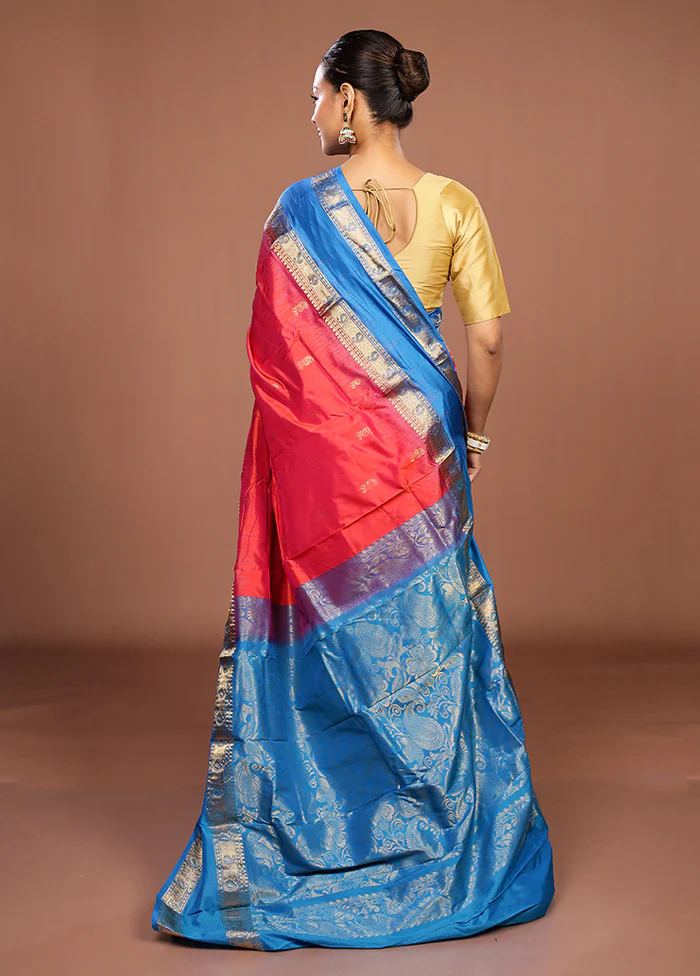 Red Handloom Kanjivaram Pure Silk Saree With Blouse Piece - Image 3