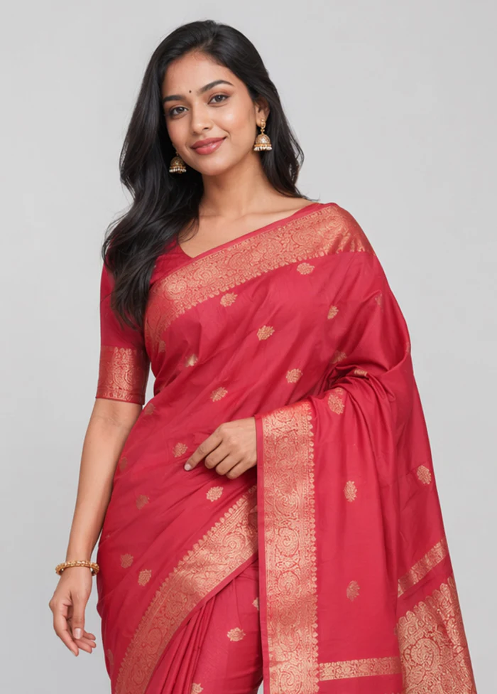 Red Handloom Kanjivaram Pure Silk Saree With Blouse Piece - Image 2