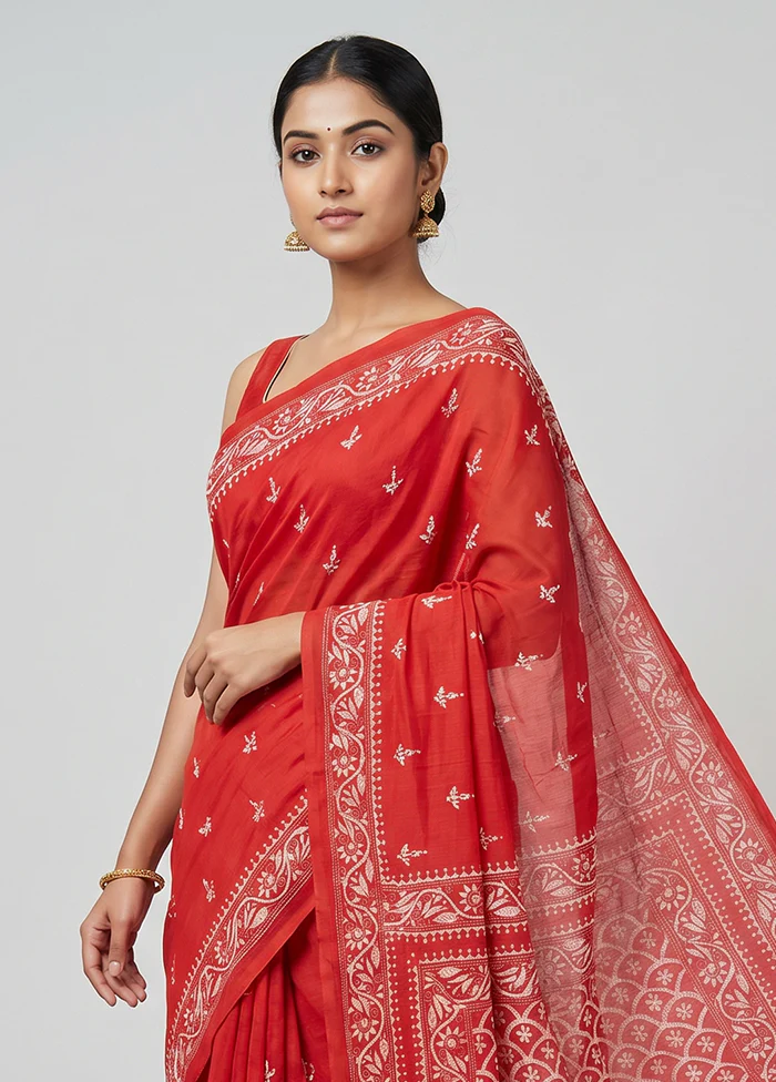 Red Handloom Kantha Stitch Pure Silk Saree With Blouse Piece - Image 2