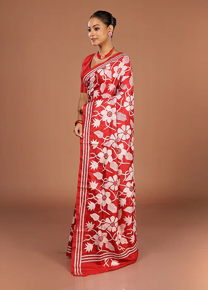 Red Handloom Kantha Stitch Pure Silk Saree With Blouse Piece - Image 4