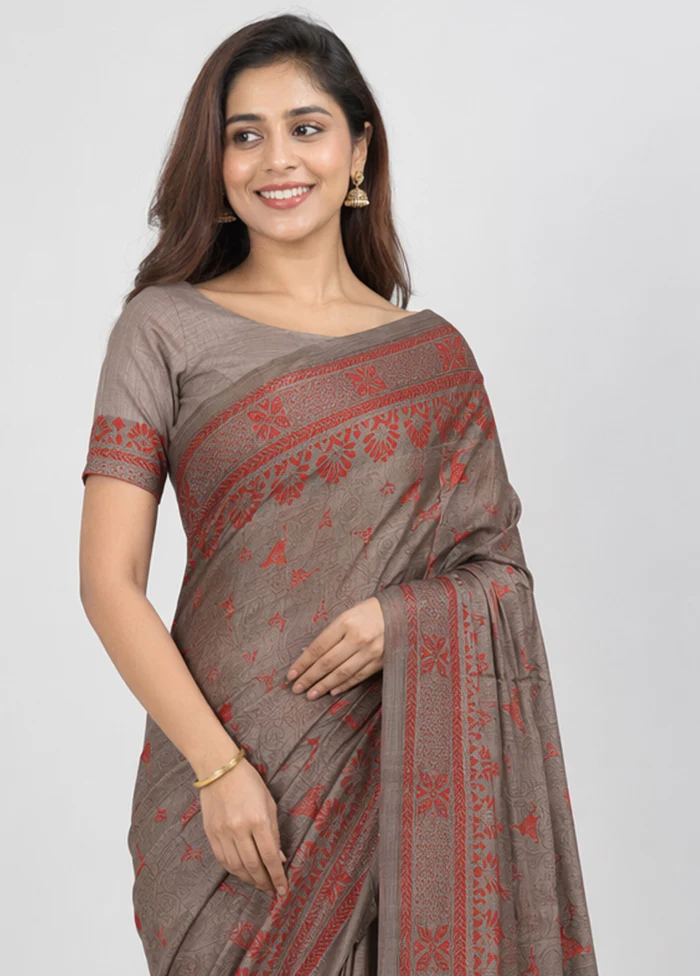 Red Handloom Kantha Stitch Pure Silk Saree With Blouse Piece - Image 2
