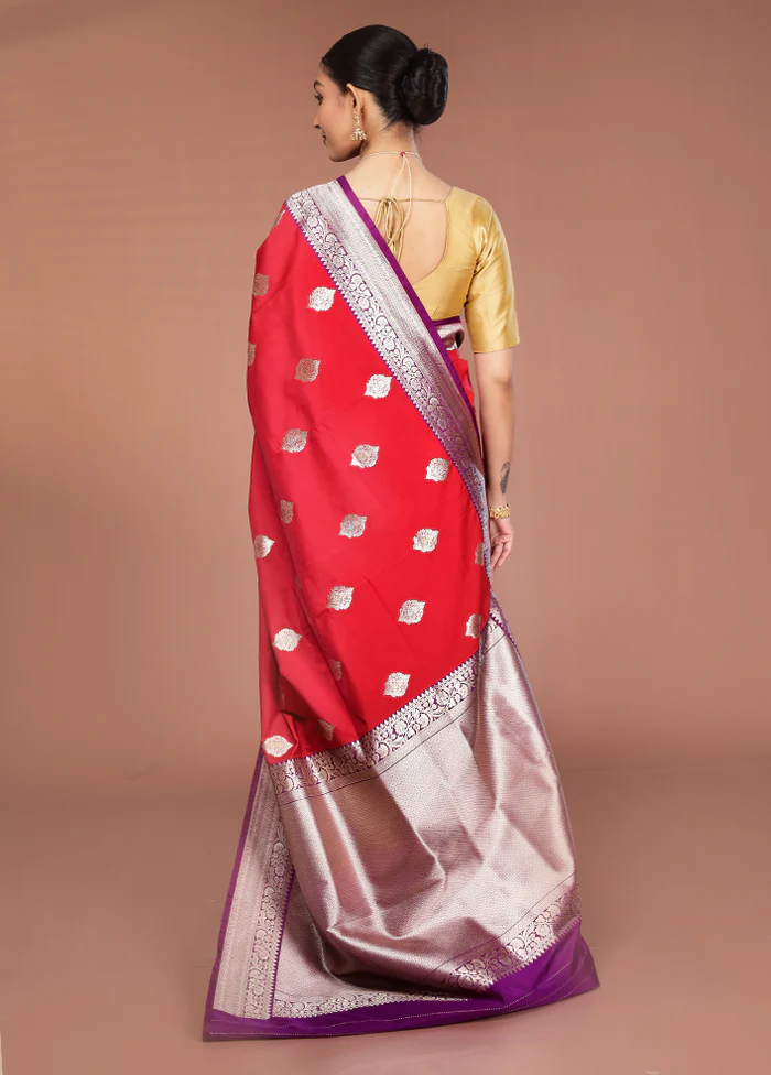 Red Handloom Katan Pure Silk Saree With Blouse Piece - Image 3