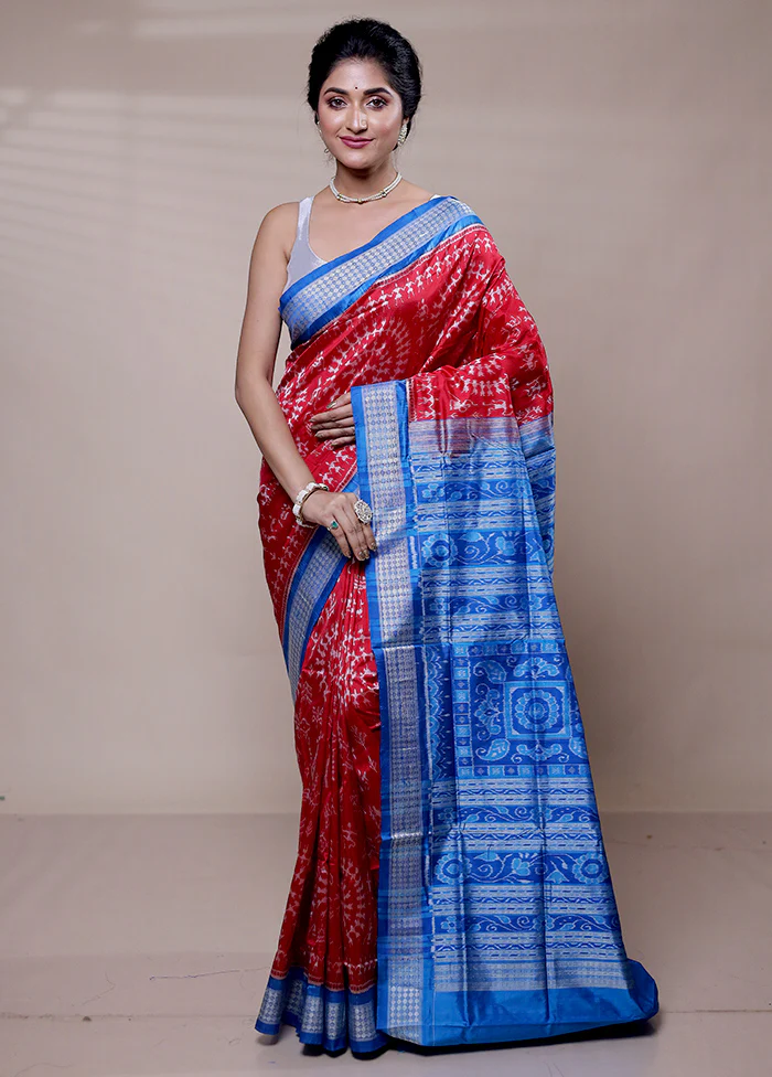 Red Handloom Patola Pure Silk Saree With Blouse Piece - Image 2