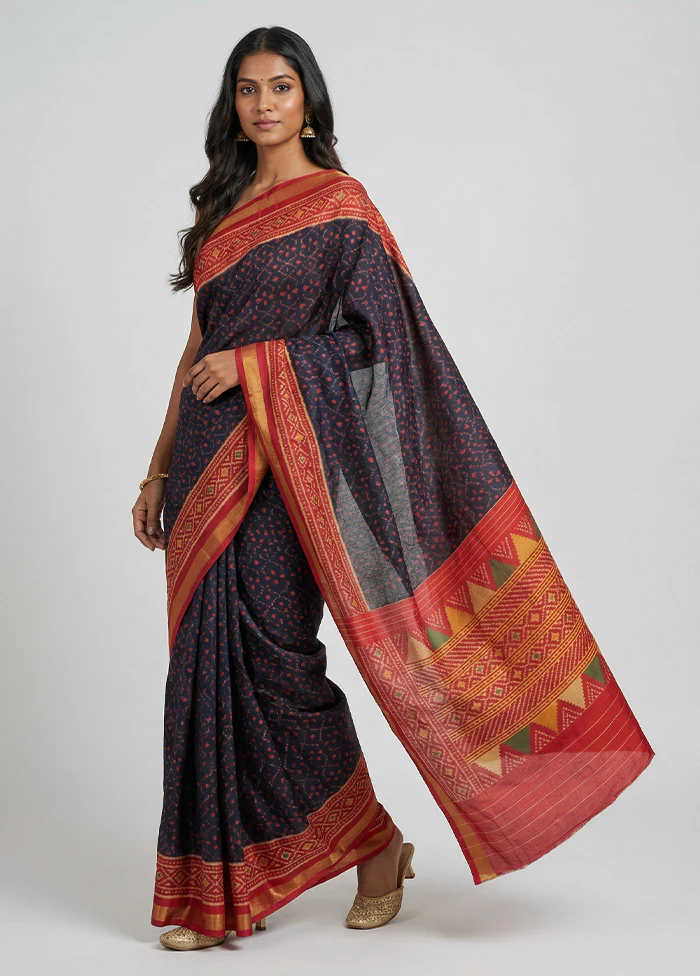 Red Handloom Patola Pure Silk Saree With Blouse Piece