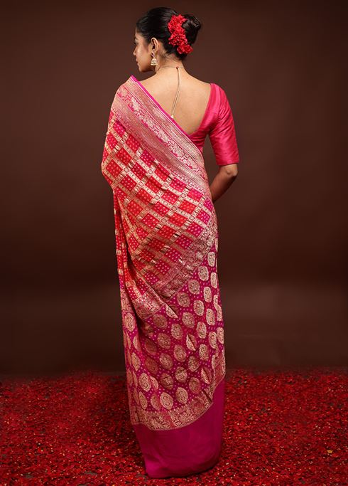 Red Handloom Pure Georgette Saree With Blouse Piece - Image 4