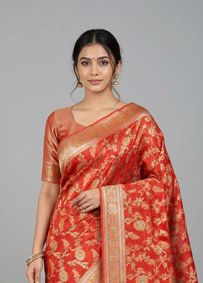 Red Handloom Pure Georgette Saree With Blouse Piece - Image 2