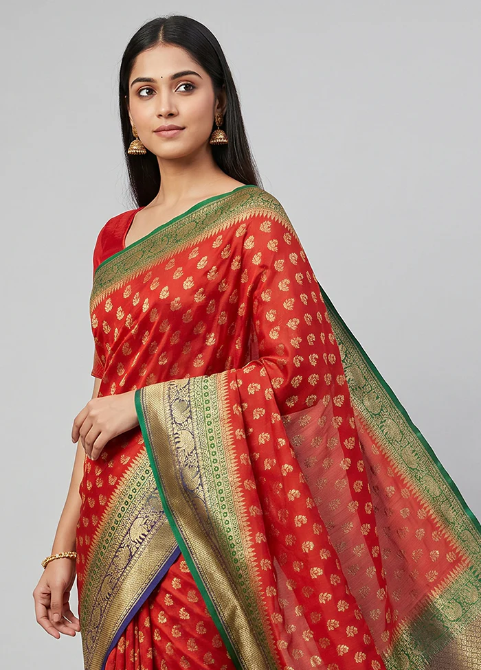 Red Handloom Pure Georgette Saree With Blouse Piece - Image 2