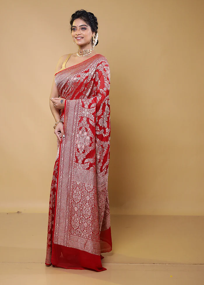 Red Handloom Pure Georgette Saree With Blouse Piece - Image 4