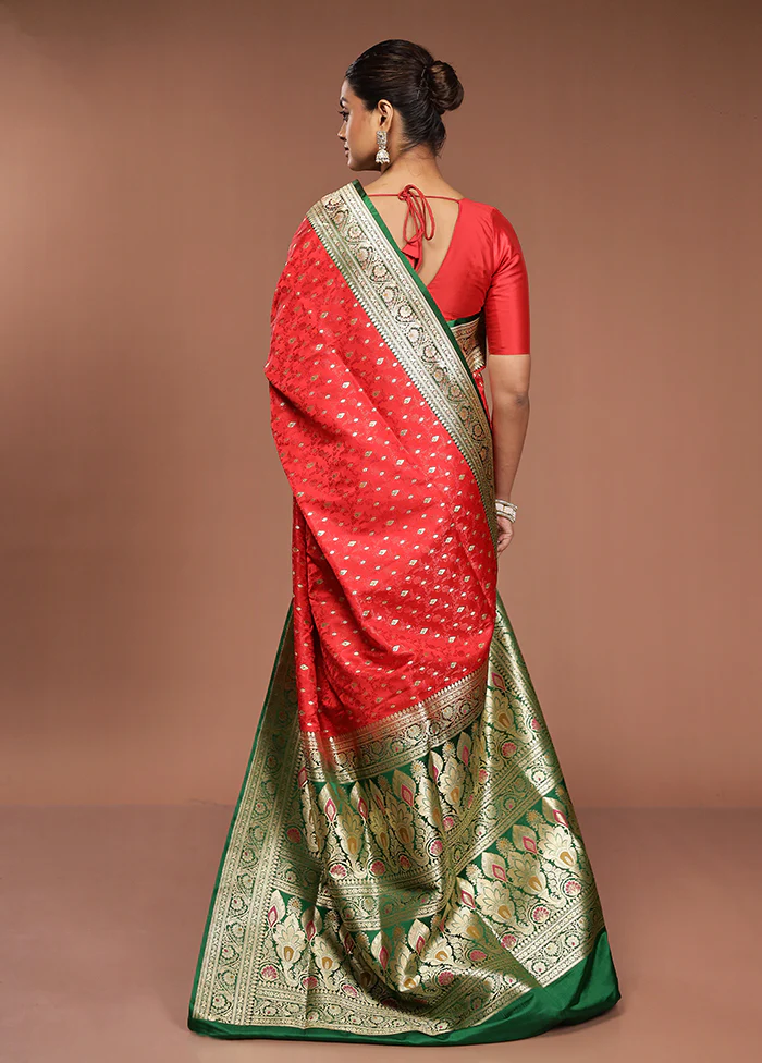 Red Handloom Tanchoi Pure Silk Saree With Blouse Piece - Image 3