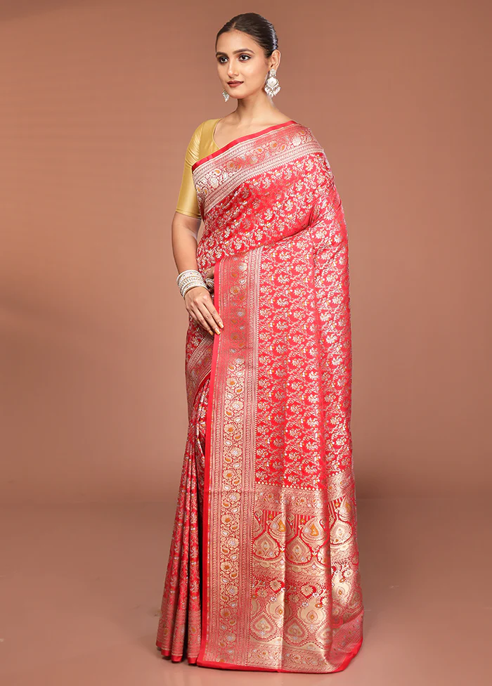 Red Handloom Tanchoi Pure Silk Saree With Blouse Piece - Image 4